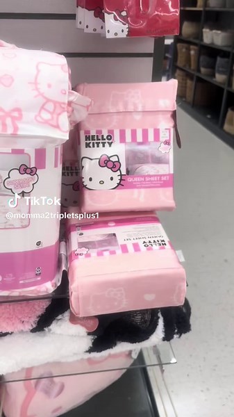 Super Cute Hello Kitty Silk Bedding Sets