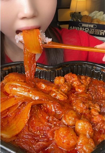 실비한우 곱찜닭 먹방 | 매운 두찜 한우대창 곱창찜 닭발 도전