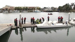 Driver dies after van plunges into Oakland Estuary