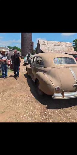 $8009 1941 Pontiac ready to go | old school yard