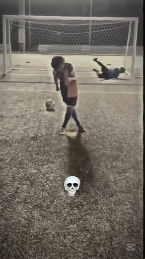 Fake Penalty Shot Tutorial ⚽🥶 | Trick Your Goalkeeper #soccer #football #footballmove