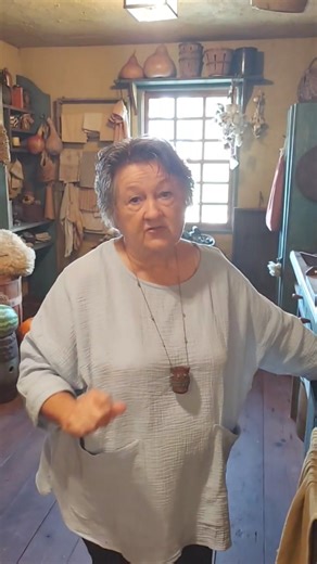 Carrot Jam. 🥕🥕🥕 Recipe: 1 1/2 pounds of carrots 2 1/3 cups of sugar Zest of 1 lemon Juice of 2 lemons Cookbooks CLICK 👇 https://www.hodgesfarmtexas.com/product-page/cookbook #foodblogger #homecooking #inspiration #trending #foodlover #motivation #growyourownfood #jam | Hodges Farm Texas Cooking