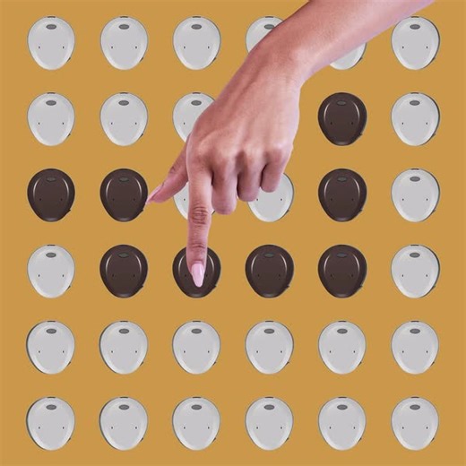 Change your sound processor color in a snap with the Osia System! Choose from five neutrals to complement your preference and mood! Discover more: https://bit.ly/40WaBCc | Cochlear Americas