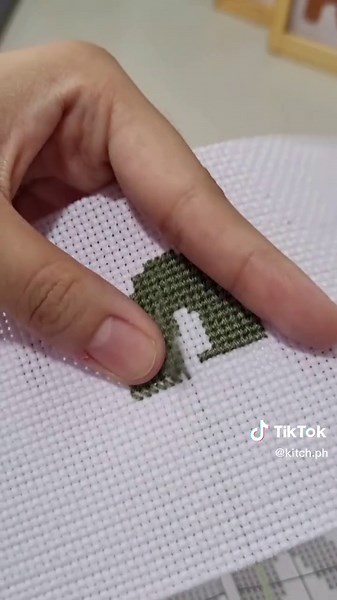 This starter alphabet cross-stitch kit is what I recommend for complete beginners since it's so easy to follow! I only took me about 1.5 hrs to finish 1 letter and that's including filming! #crossstitching #crossstitchlover #crossstitchoftiktok #crossstitch #crossstitchproject #beginnercrossstitch