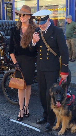 Step back in time with me to the 1940s Weekend in Pickering, North Yorkshire 🇬🇧 What a fantastic event, full of 40s music, vintage style, and nostalgic vehicles! Here are a few of my favourite clips from Sunday. Such a brilliant atmosphere throughout the town ❤️🎶 Pickering 1940s Weekend #Pickering1940sWeekend #Yorkshire #YorkshireDaysOut #NorthYorkshire #1940s #vintage #nostalgia #fblifestyle | Adventures In Yorkshire