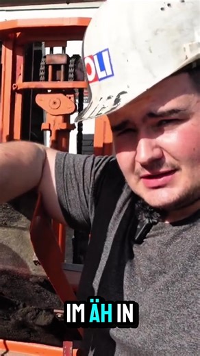 Wer weiß, wie es zu diesem Kompression Verlust kam?🤔 #kfz #viral #steelriders #stapler #meme