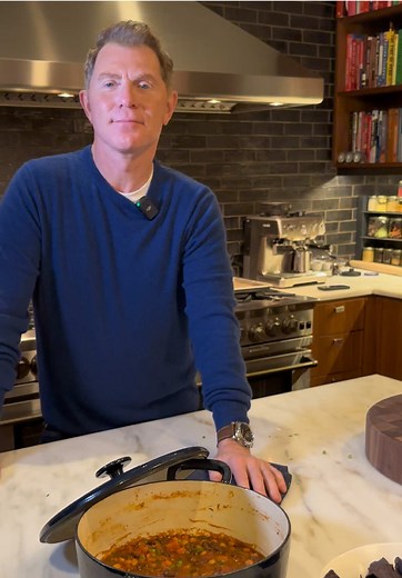 This Sunday is the Big Game, and I’m making some vegetable chili in this Enameled Cast Iron Dutch Oven in collaboration with GreenPan. Get one at Target or Amazon.