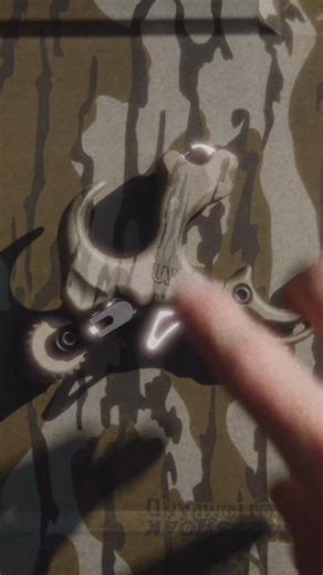 ULTRAVIEW Archery on Instagram: "@mossyoak x ULTRAVIEW is back. Shop the limited edition Bottomland UV Button, now in stainless steel, at the link in our bio. #ultraviewarchery"