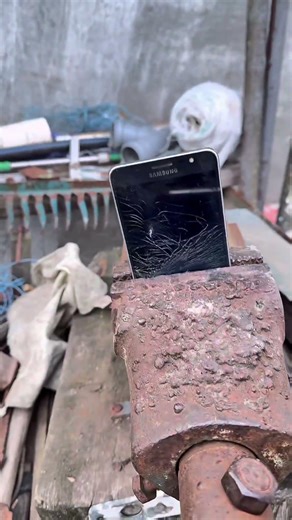 Samsung note strength test #shortvideo #viral #viralvideo #shorts #short