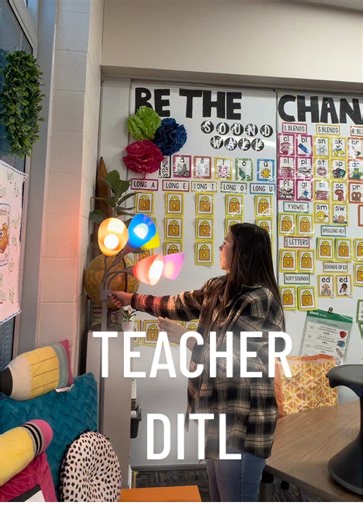 Another day in the life, teacher style! 👩🏻‍🏫Happy Tuesday friends!! How was your day?! #teachersoftiktok #teacherlife #firstgradeteacher #classroom #teaching