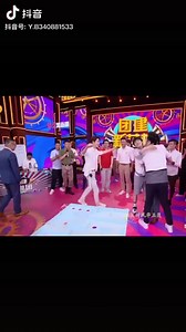 17K views · 4.4K reactions | ABRAZOS Les amo!!!! Ojalá ellos siempre estén ahí, reconfortando y apoyando a nuestro Yibo. Son una verdadera familia, y todos se dan al resto. Wang Han, Wowkie Zhang, Feng Qian, Yibo. Day Day Brothers, forever!!! #LaSonrisaDeYibo #DayDayUp #WangYibo | Las Manos de Yibo | Facebook