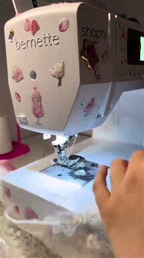 Make a lace mini skirt with me #sewing #lace