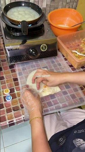 Amazing American Women Make Easy Spring Rolls with Just 3 Ingredients‼️ #springrolls #americanfood