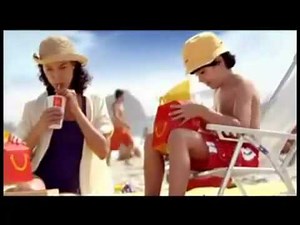 Mcdonalds | comercial do McLanche Feliz com os personagens do filme Rio