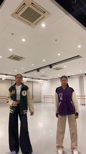 ft kuya benor in the bg ❤️❤️ #fyp #fy @maica 🍉🍉