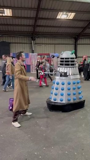 Doctor Who destroys a Dalek at Comic Con Scotland!