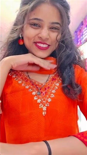 Bata mujhko sanam mere tujhe kesi m lgti hu🫣❣️ #trending #@Niti-b7u #viraltoday