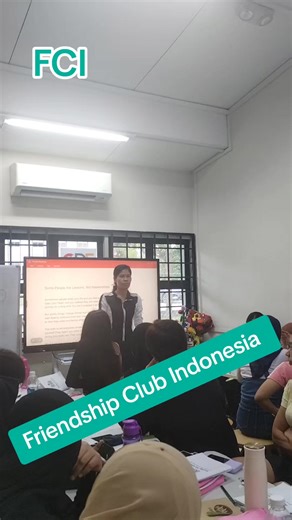 Free English and Computer Courses for Indonesian Workers