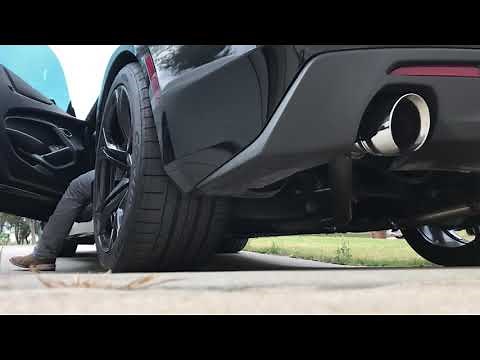 Magnaflow Axle-Back race exhaust 2017 Camaro V6 revs and idles