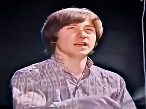 38K views · 956 reactions | TIN SOLDIER - SMALL FACES Canción de 1967 de la banda británica Small Faces. Escrita por Steve Marriott y Ronnie Lane y lanzada como sencillo junto al tema I Feel Much Better. Llegó al número 9 en el Reino Unido. | The songs of my life | Facebook