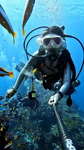 3 comments | #GoProYourSummer ☀️ Petits instants ou grandes aventures : avec ta GoPro, chaque souvenir d’été devient inoubliable. Raconte-nous ton histoire complète, pas seulement ses moments les plus spectaculaires. Partage-la avec #GoProYourSummer. Pour avoir l’opportunité d’être rémunéré et mis en lumière devant des millions de personnes, rendez-vous sur GoPro.com/Awards  #GoPro #POV #été | GoPro | Facebook