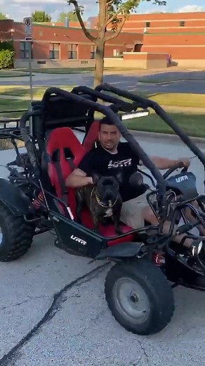 Demon dog and victor steal my gokart!! #demondogsenna #fyp #foryou #foryoupage #fy #gokart