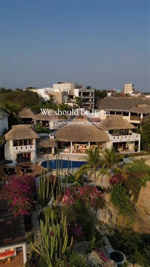 This is the gorgeous 5 bedroom La Gema Escondida, constructed on a cliffs edge overlooking Playa Manzanillo in Puerto Escondido in Oaxaca, Mexico. The beautifully restored villa (by luis_medel_architect) features textiles by the Mexico City based MA Estudio and is one of the most incredible homes we’ve visited not just Puerto but in Mexico | casitamx