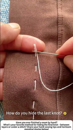 Traditional Hand Stitching – Finishing a Seam with a Lockstitch 🧵👗