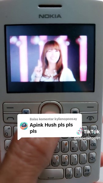 Membalas @kylienopoosay @izz.tjdin @gsansmusic @st.yngsc @dwikartika_nauranaira #nokia #nostalgic #kpop #3gp #hushapink #apink #fyp