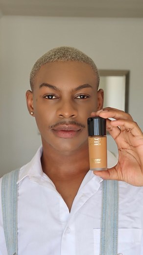 277 reactions · 19 comments | I put the new @maccosmeticsafrica Studio radiance foundation to test and I’m so amazed at how flawless it makes my skin look  It feels so comfortable on my skin and gives me an instant glow which I am obsessed with. You definitely need to get your hands on it! #MACpartner #MACStudioRadiance #SerumPowered | Thato Sentle | Facebook