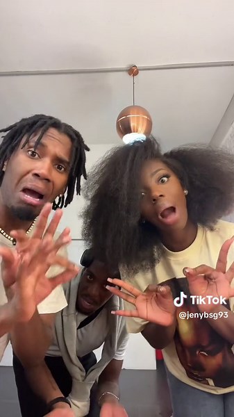 Jenny BSG : Unique Katangaise Amour et Talents