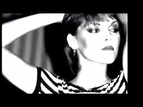 PAT BENATAR We Live For Love