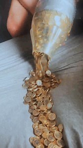 Searching for a rare £2 coin. #coinsearching #coinhunt #twopound #ukcoins #coincollecting #rarecoin | CoinCollectingWizard