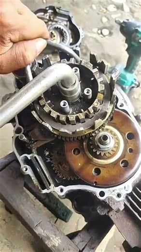 New cluch hosing tool idia #mechanic #motorcycle