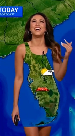 A live weather forecast took an unexpected and humorous turn this week when a meteorologist’s outfit perfectly matched the color of the weather map behind her, causing her to nearly disappear on screen. Viewers watching the broadcast were quick to notice that the weather presenter’s dress was almost the exact same shade of green used for the station’s chroma-key screen. As she moved in front of the map, parts of her outfit blended seamlessly into the graphics, making it appear as though weather 