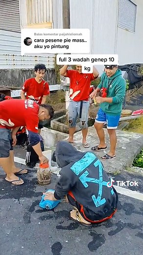 Membalas @paijahlaliomah pingtung siap cod mbak😊 #BMW#lewatbrandafypツ