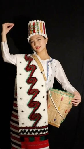 A wonderful, trendy representation of Kachin culture's rich heritage. Hope you enjoy watching it and we give a lot of credit to the creators of the video footage. #kachinCulturalwear #kachintraditionaldress #jinghpawshyi #kachinsongs #fyp #viral #kachinlifestories | Kachin Talent Scout