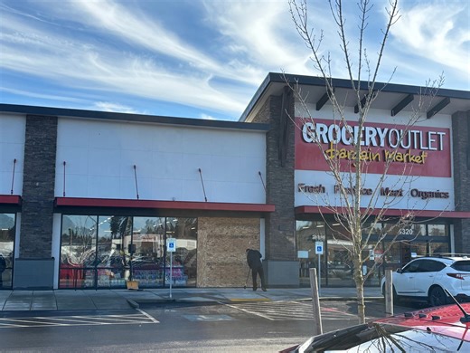 Grocery Outlet is announcing store closures. How many are in WA?