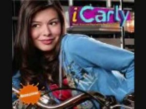 iCarly Soundtrack- Miranda Cosgrove Ft. Drake Bell- Leave It All To Me (Theme Song For iCarly)
