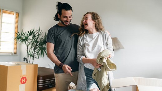 42 Pantun Gombal Lucu 2 Baris, Bikin Ngakak Sekaligus Baper