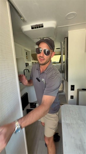 Check out the Palomino 750 Truck Camper!