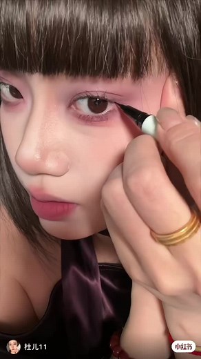 Amazing eyeliner #xiaohongshu #xiaohongshumakeup #makeup #makeuptutorial #eyelinertutorial #eyeliner