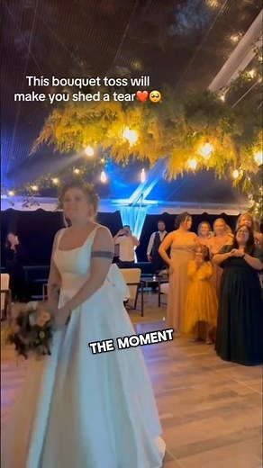 Bride shares her moment with a friend ♥️