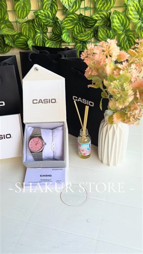 ❤️ SAINT-VALENTIN ❤️ Déjà la Saint-Valentin, et c’est le moment parfait pour lui faire plaisir 🎁 Découvrez nos différents packs de montres Casio pour femmes ⌚✨ Élégantes, originales et durables — le cadeau idéal pour marquer votre amour 💝 🔥 Offres spéciales 🎀 Packs soigneusement sélectionnés ⏳ Quantités limitées Pack 12.000fr 😊 : Montre Coffret sac Casio Pack 14.000fr 😍 : Montre Bracelet Coffret Sac Casio Mot à l’intérieur 👉 Commandez maintenant et surprenez-la comme il se doit ❤️#fypシ゚vi