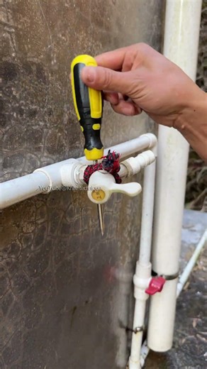 Stop using Brute Force! try this method to remove a faucet.