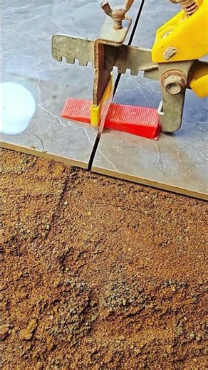 Tile horizontal adjustment process