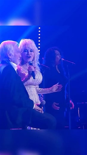 Dolly Parton sing “ I will always love you “ to Kenny Rogers. #Dollyparton. #kennyrogers | Yemi Opadijo