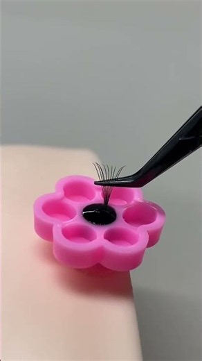 0.5s Eyelash Glue | Fast Drying Lash Extension Adhesive