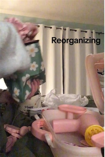 Reorganizing my makeup sets after yesterday’s YT video💖💄 #asmr #lofiasmr #asmrrummaging