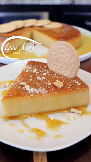 How To Make Flan Quick and Easy Only 6 INGREDIENTS! Today I'm making the king of desserts, it's so easy to make and you only need 6 ingredients. It's so creamy and delicious 😋 FLAN DE GALLETAS MARIA INGREDIENTS: For the Caramel: ► 1 cup sugar ► 1 tbsp water For the Flan ► 1 can of evaporated milk ► 1 can of condensed milk ► 4 eggs ► 1 tbsp of vanilla extract ► 1/2 package Galletas María #mexicana #mexicankitchen #mexicanrecipe #recetasfaciles #delish #lacomidadehoy #lacomidademicasa #homemade #